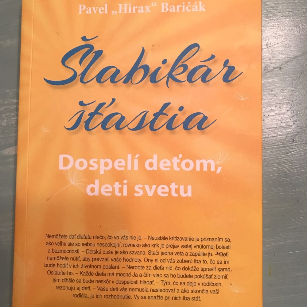 Šlabikár šťastia - Dospelí deťom, deti svetu